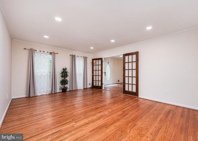 4945 W RUNNING BROOK RD, Columbia, MD 21044