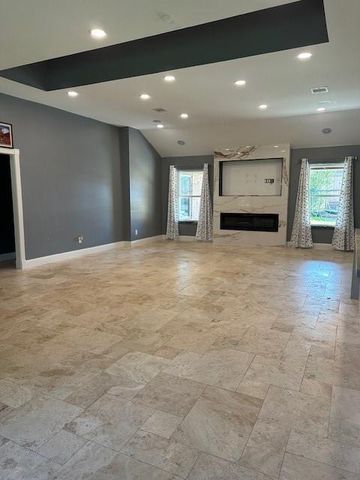 2214 Briarview Drive, Houston, TX 77077