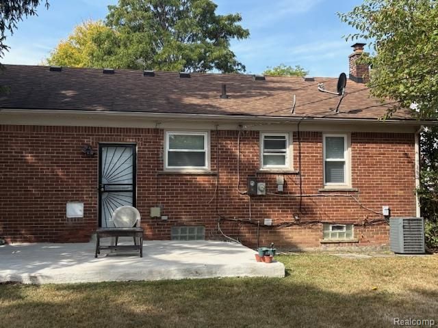 23040 Church Street, Oak Park, MI 48237