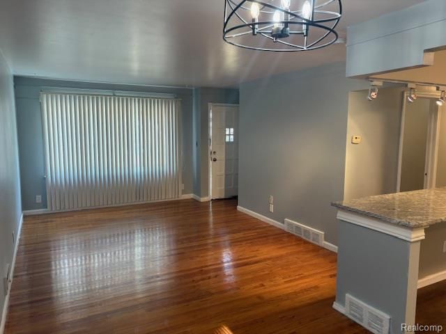 23040 Church Street, Oak Park, MI 48237