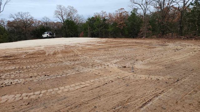 208 Red Top Road, Valley View, TX 76272