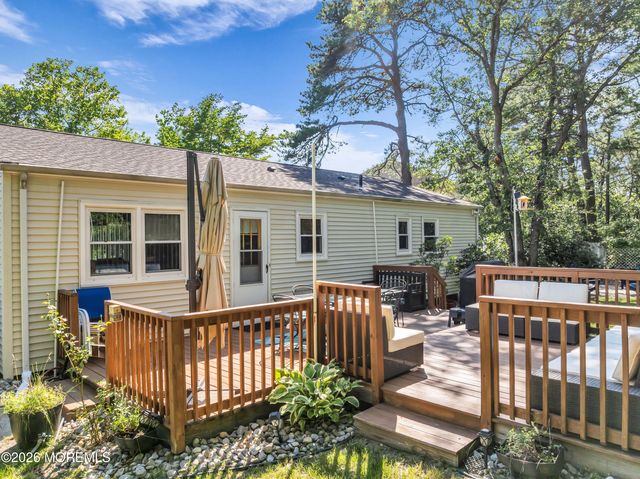 141 London Court, Toms River, NJ 08753