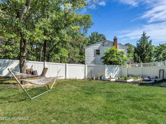141 London Court, Toms River, NJ 08753