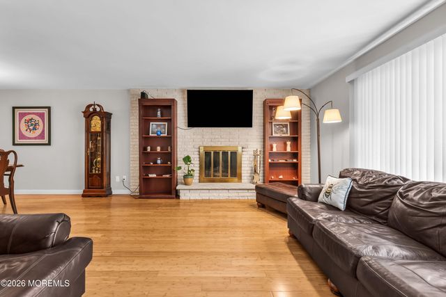 141 London Court, Toms River, NJ 08753