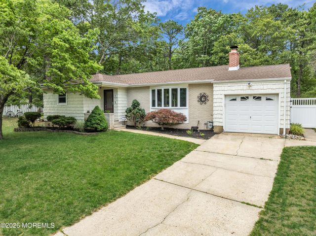 141 London Court, Toms River, NJ 08753