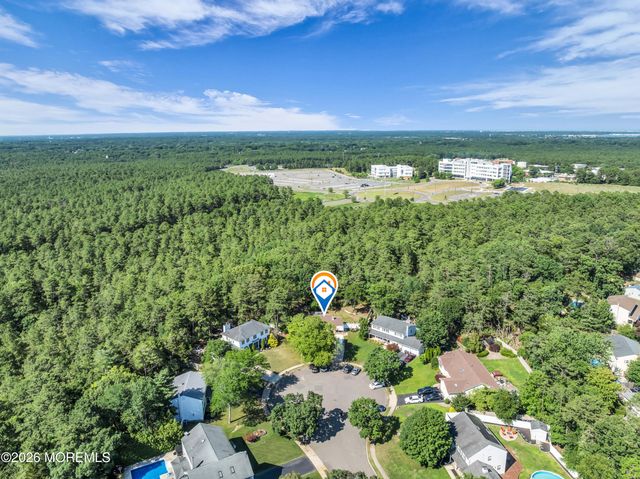 141 London Court, Toms River, NJ 08753