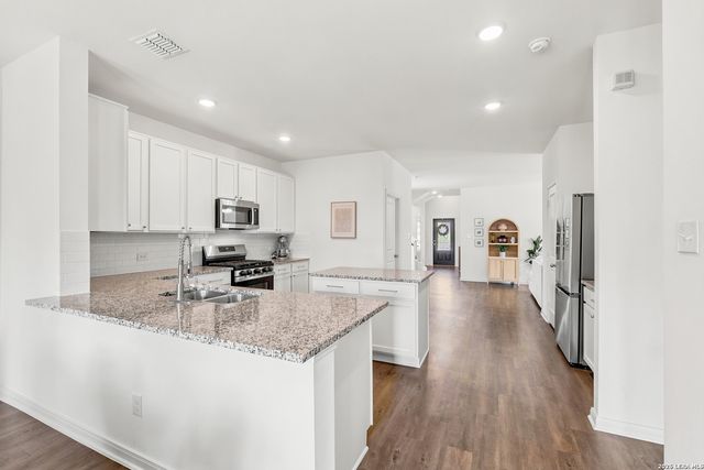6618 CIBOLO SPGS, Converse, TX 78109