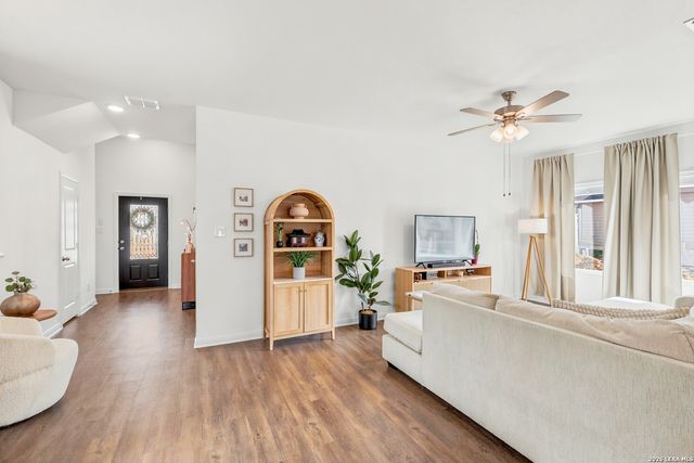 6618 CIBOLO SPGS, Converse, TX 78109