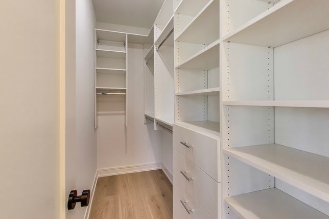 2036 W ERIE Street, Chicago, IL 60612