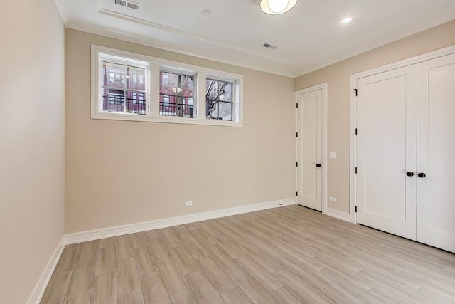 2036 W ERIE Street, Chicago, IL 60612