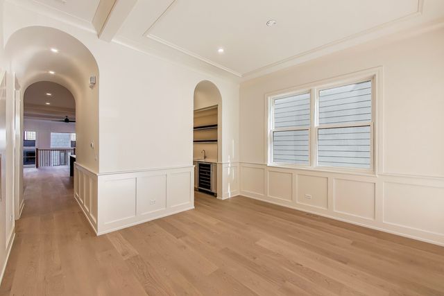 2036 W ERIE Street, Chicago, IL 60612