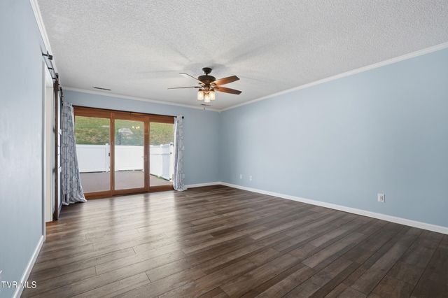 790 Fall Creek Road, Blountville, TN 37617