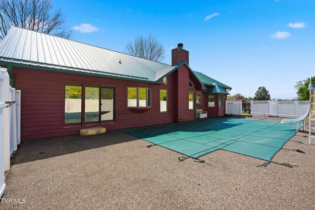 790 Fall Creek Road, Blountville, TN 37617