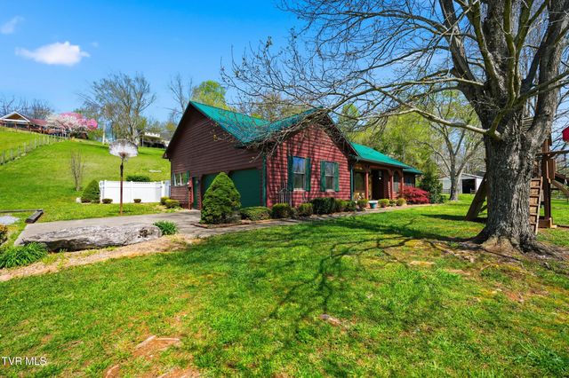 790 Fall Creek Road, Blountville, TN 37617