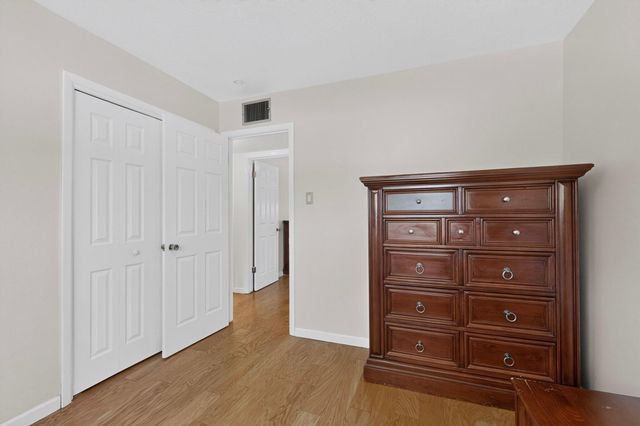 9308 Las Calabazillas Road NE, Albuquerque, NM 87111