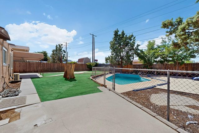 9308 Las Calabazillas Road NE, Albuquerque, NM 87111