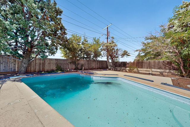 9308 Las Calabazillas Road NE, Albuquerque, NM 87111