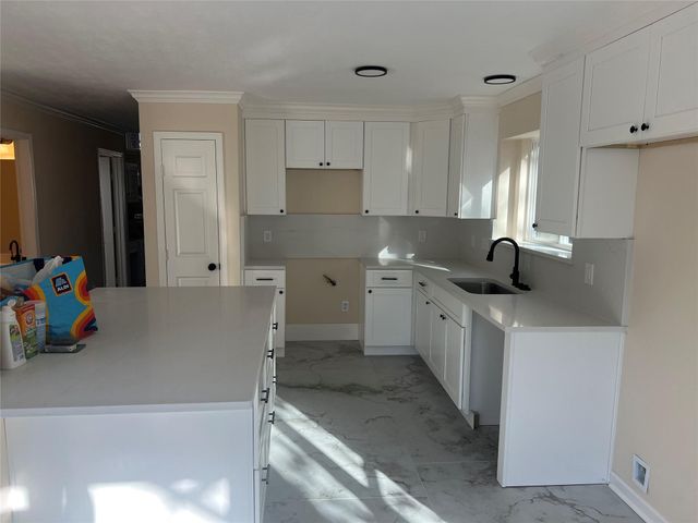 8023 Carmel Circle, Houston, TX 77095