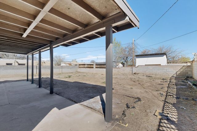 5707 Aztec Road NE, Albuquerque, NM 87110