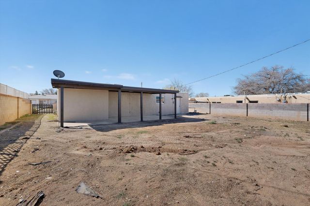 5707 Aztec Road NE, Albuquerque, NM 87110