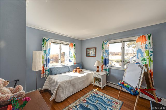 282 Belvedere Drive, Oakdale, NY 11769