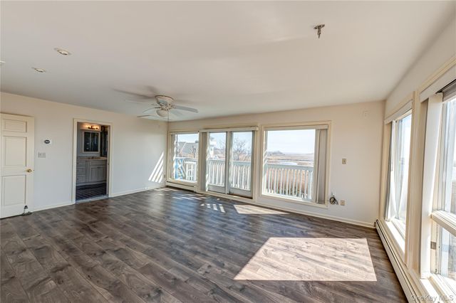 282 Belvedere Drive, Oakdale, NY 11769