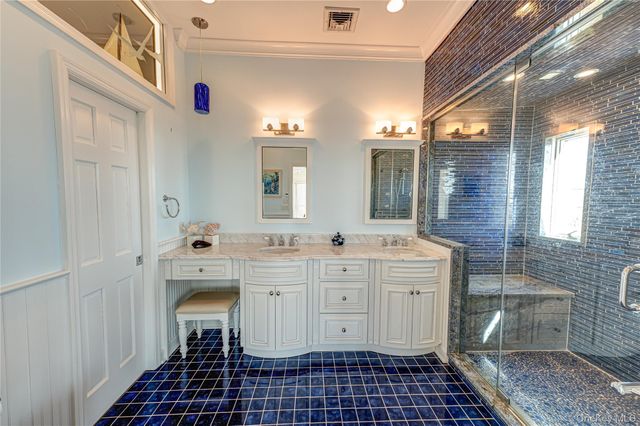 282 Belvedere Drive, Oakdale, NY 11769