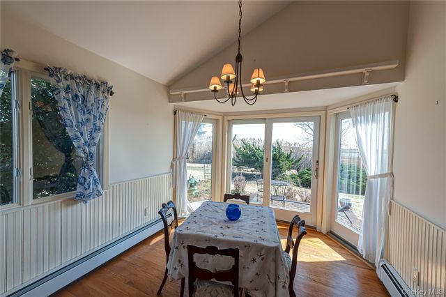 282 Belvedere Drive, Oakdale, NY 11769