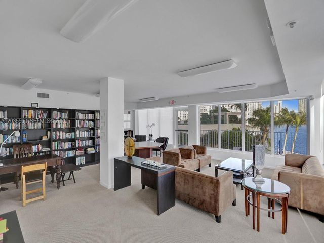 3370 Hidden Bay Dr 2107, Aventura, FL 33180