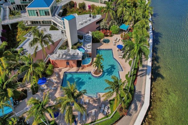 3370 Hidden Bay Dr 2107, Aventura, FL 33180
