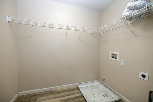 13716 Channel Ln, Waterford, CA 95386