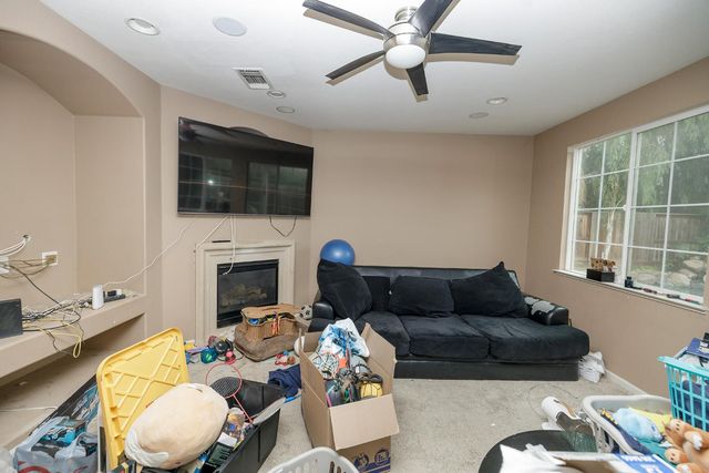 13716 Channel Ln, Waterford, CA 95386