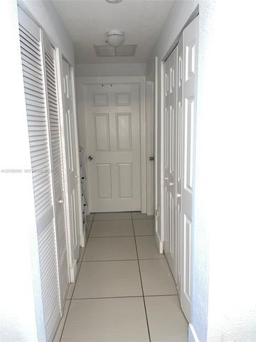 106 SE 9th Ct 201, Hallandale Beach, FL 33009