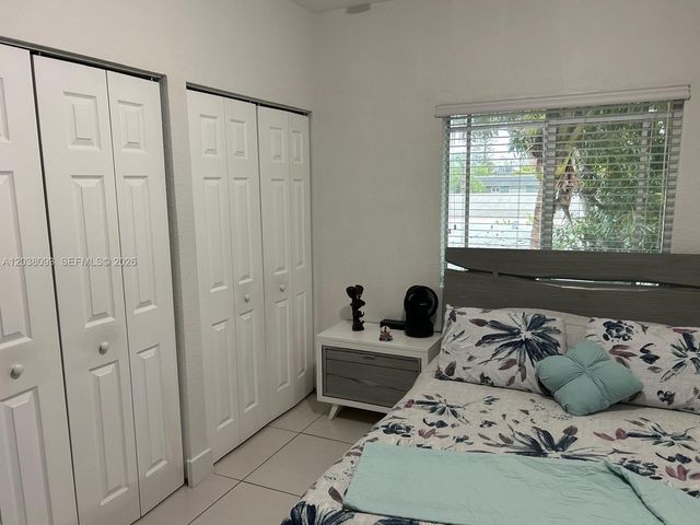 106 SE 9th Ct 201, Hallandale Beach, FL 33009