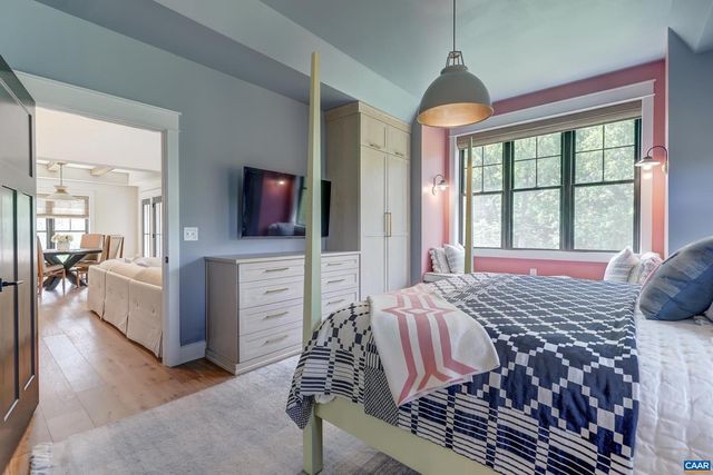 3327 ROWCROSS ST, Crozet, VA 22932