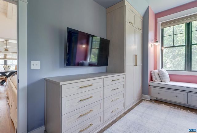 3327 ROWCROSS ST, Crozet, VA 22932