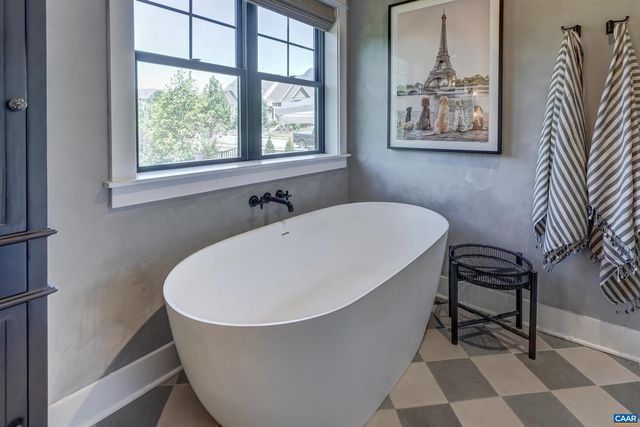 3327 ROWCROSS ST, Crozet, VA 22932