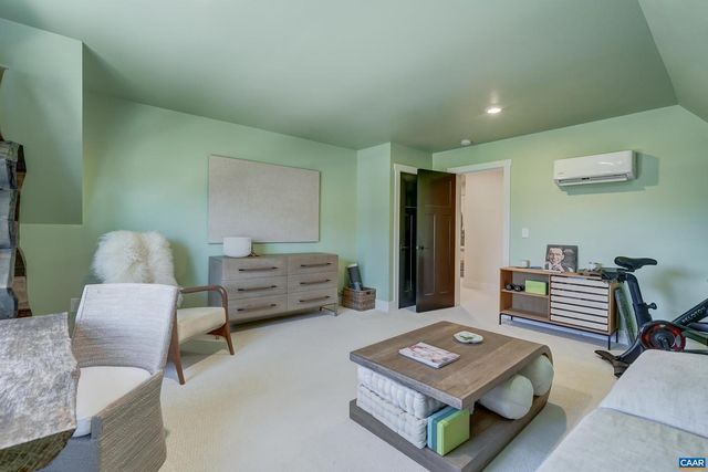 3327 ROWCROSS ST, Crozet, VA 22932