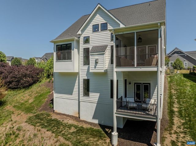 3327 ROWCROSS ST, Crozet, VA 22932