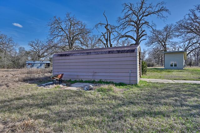23600 Brazos Estates Road, Hempstead, TX 77445