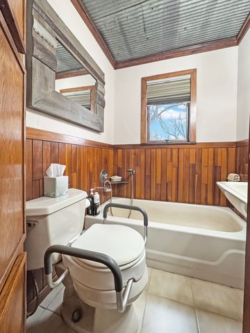 1765 Glenwood Dyer Road, Lynwood, IL 60411