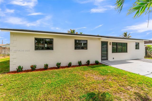 11373 SW 227th Ter, Miami, FL 33170