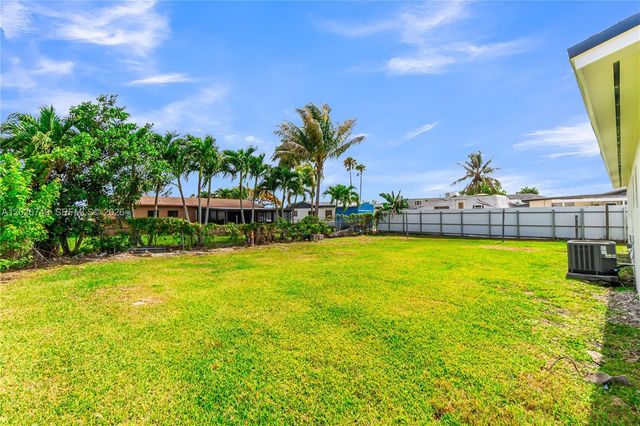11373 SW 227th Ter, Miami, FL 33170