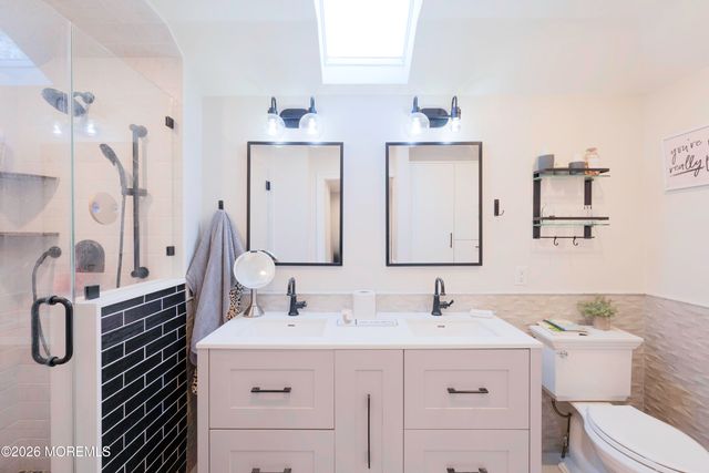 19 Kentucky Way, Freehold, NJ 07728