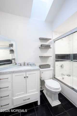 19 Kentucky Way, Freehold, NJ 07728