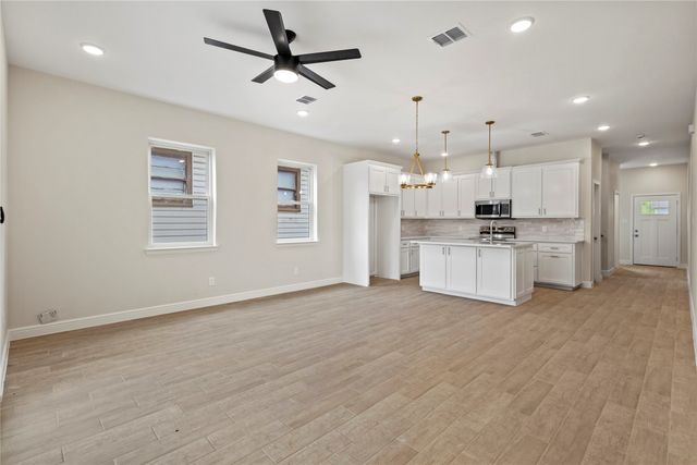 1246 Lowe Street, Fort Worth, TX 76110