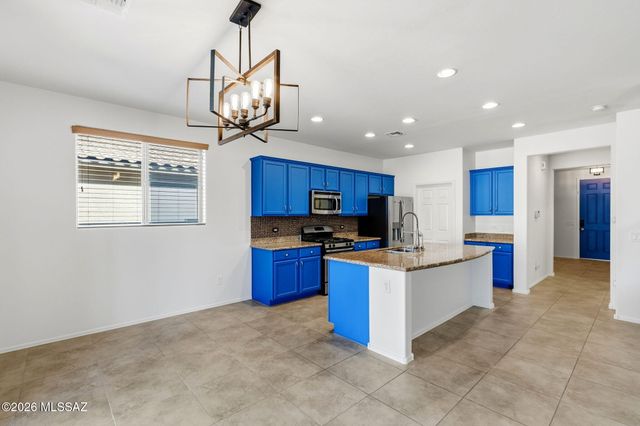 12992 Westminster Drive, Oro Valley, AZ 85755