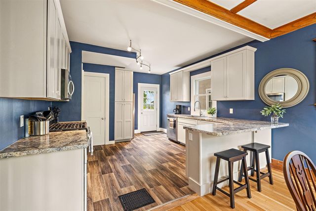 637 Fairview Avenue, Grand Rapids, MI 49503
