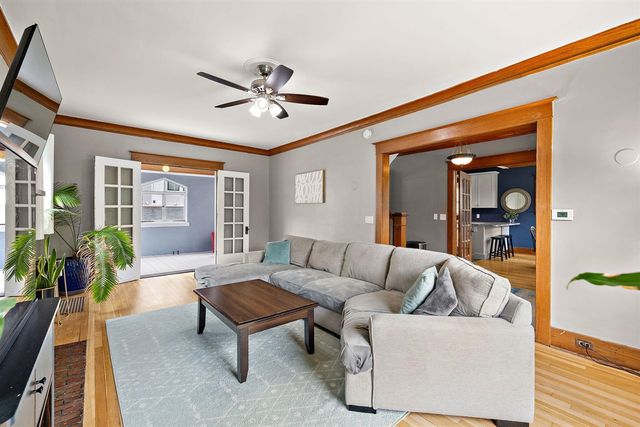 637 Fairview Avenue, Grand Rapids, MI 49503