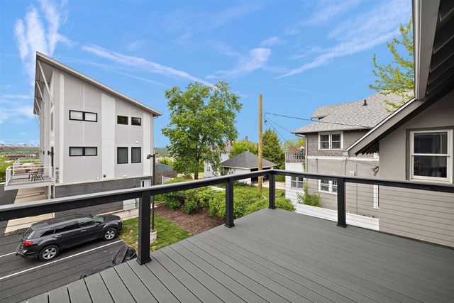 637 Fairview Avenue, Grand Rapids, MI 49503